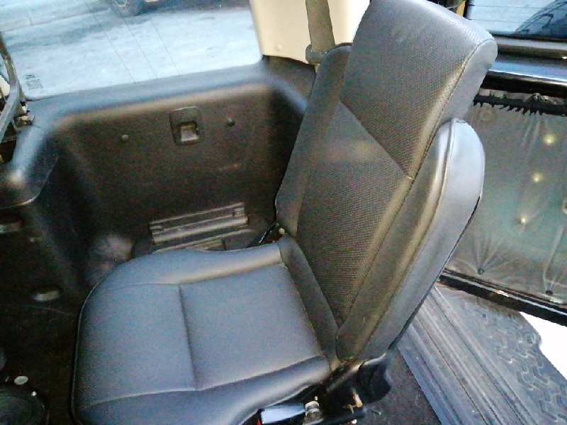 land rover discovery del año 2004