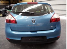 renault megane iii berlina 5 p del año 2015 2