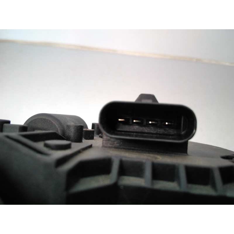 Recambio de motor limpia delantero para mercedes-benz clase cls (w218) cls 250 cdi be (218.303) referencia OEM IAM A2128201240 3
