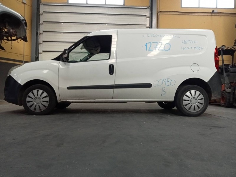 opel combo d del año 2017