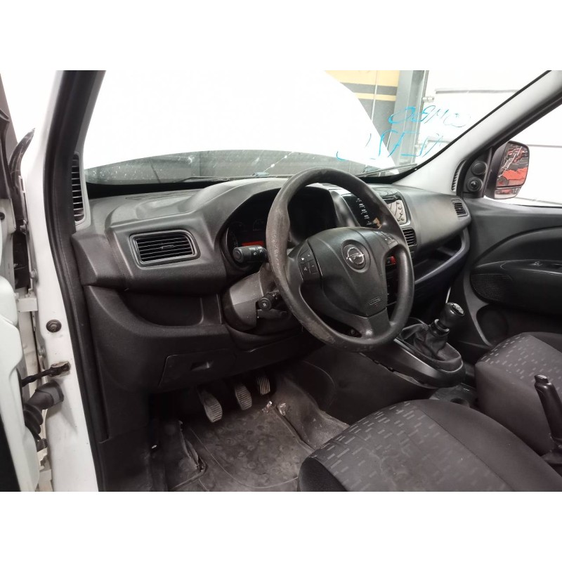 opel combo d del año 2017