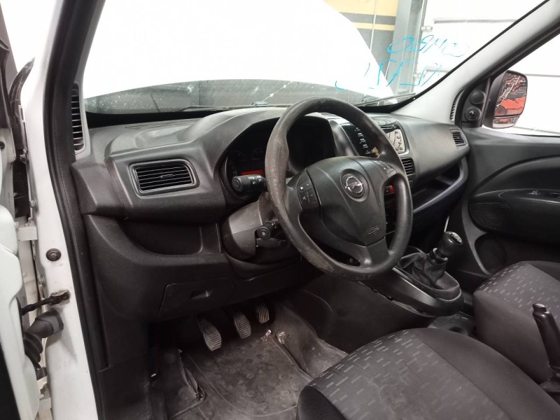 opel combo d del año 2017