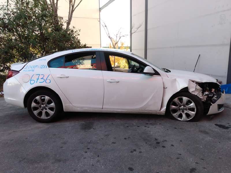 opel insignia berlina del año 2014