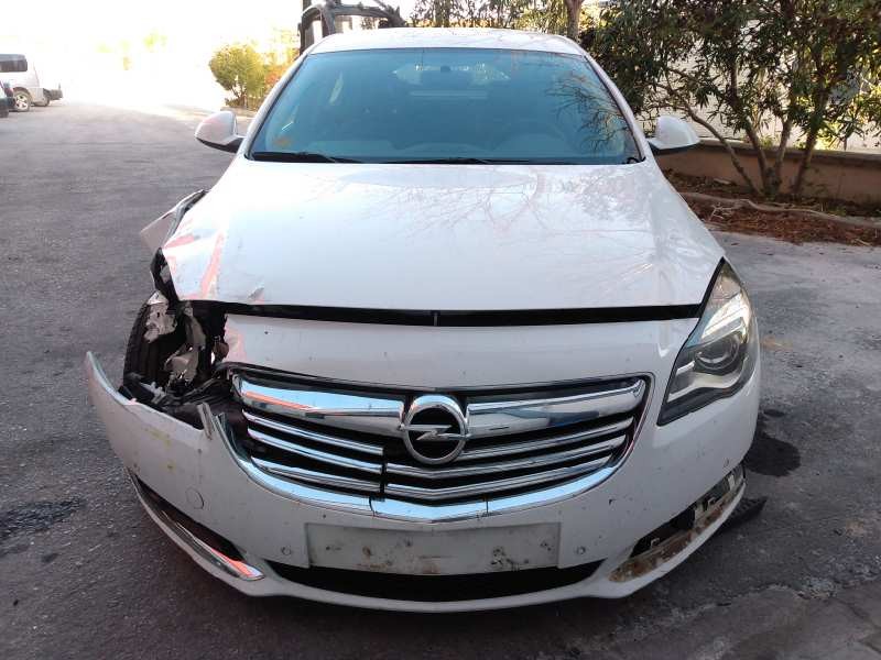 opel insignia berlina del año 2014