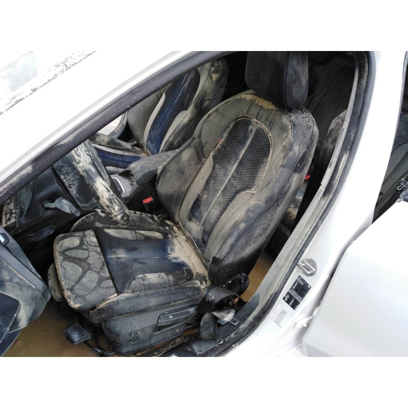 bmw serie 1 lim. (f40) del año 2021