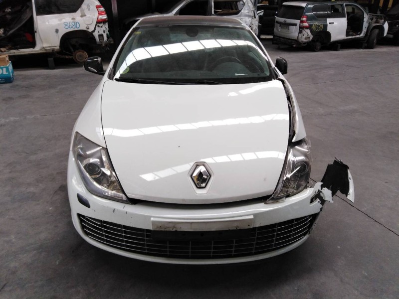 renault laguna coupe del año 2009