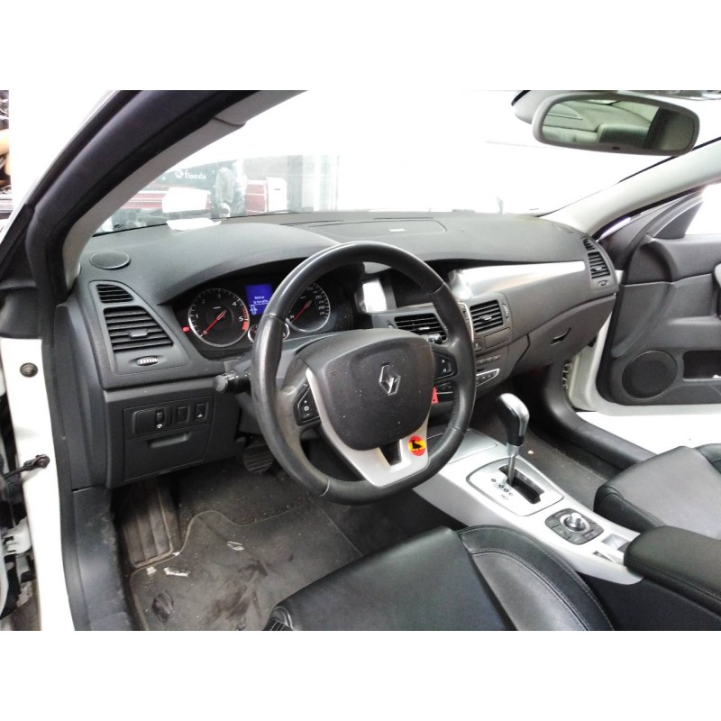 renault laguna coupe del año 2009