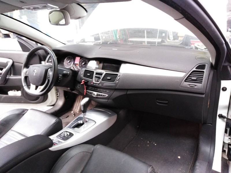 renault laguna coupe del año 2009