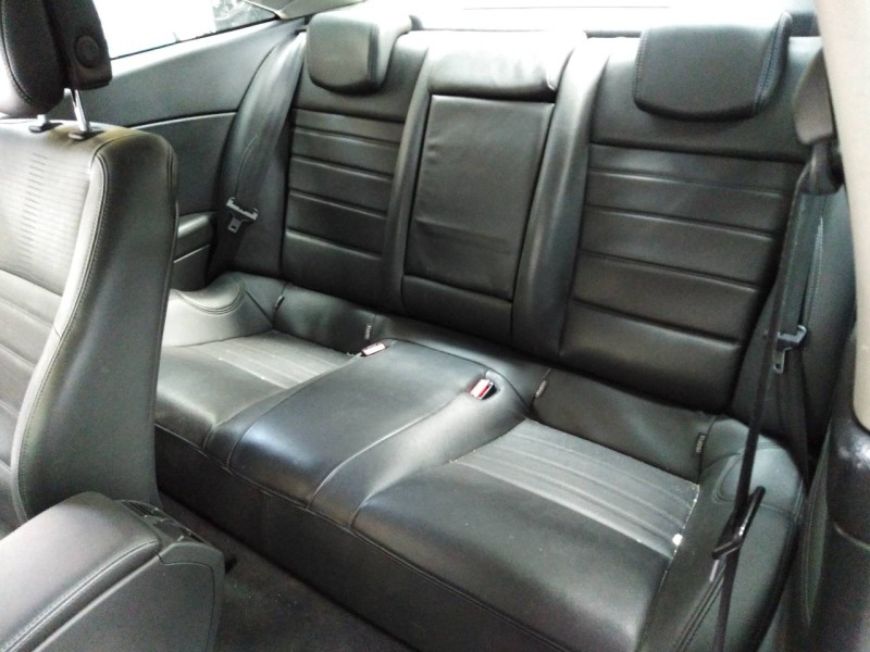 renault laguna coupe del año 2009