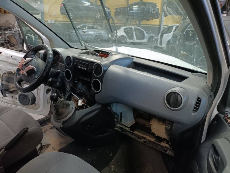 peugeot partner kasten del año 2014