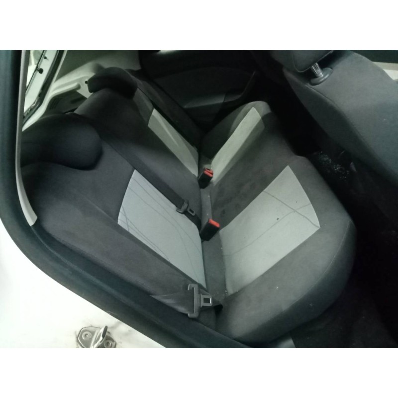 seat ibiza (6j5) del año 2014