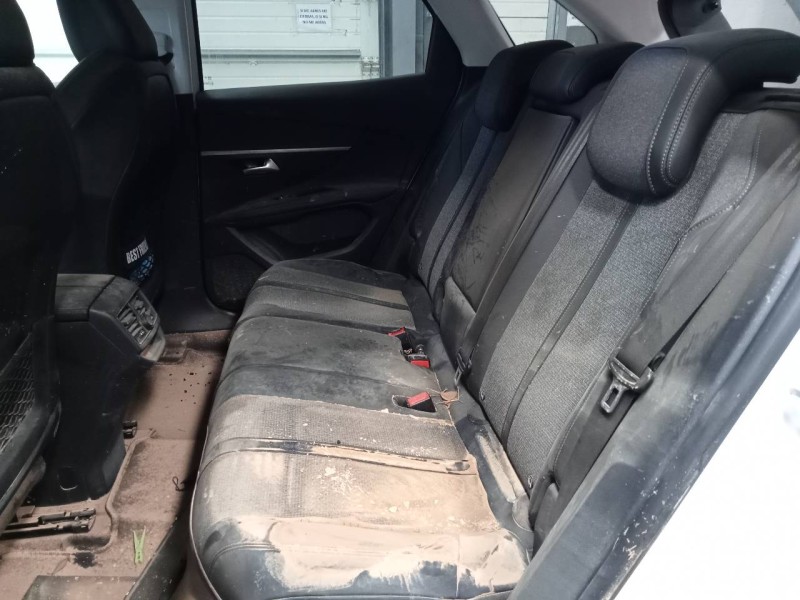 peugeot 3008 del año 2018