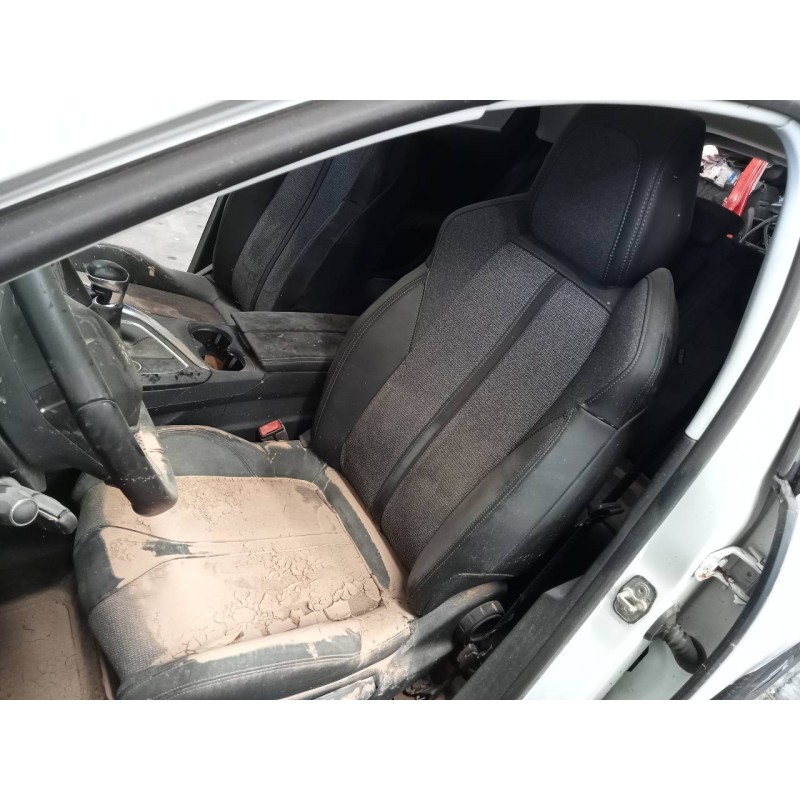 peugeot 3008 del año 2018