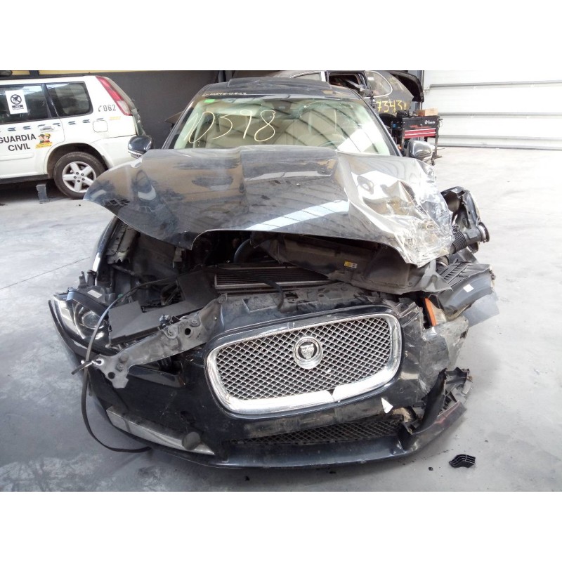 jaguar xf del año 2018