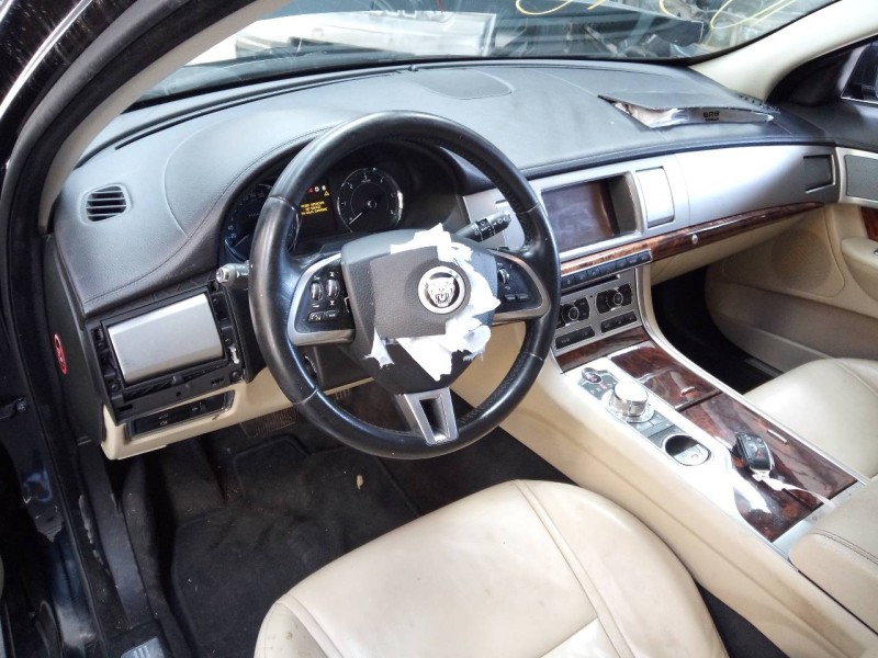 jaguar xf del año 2018