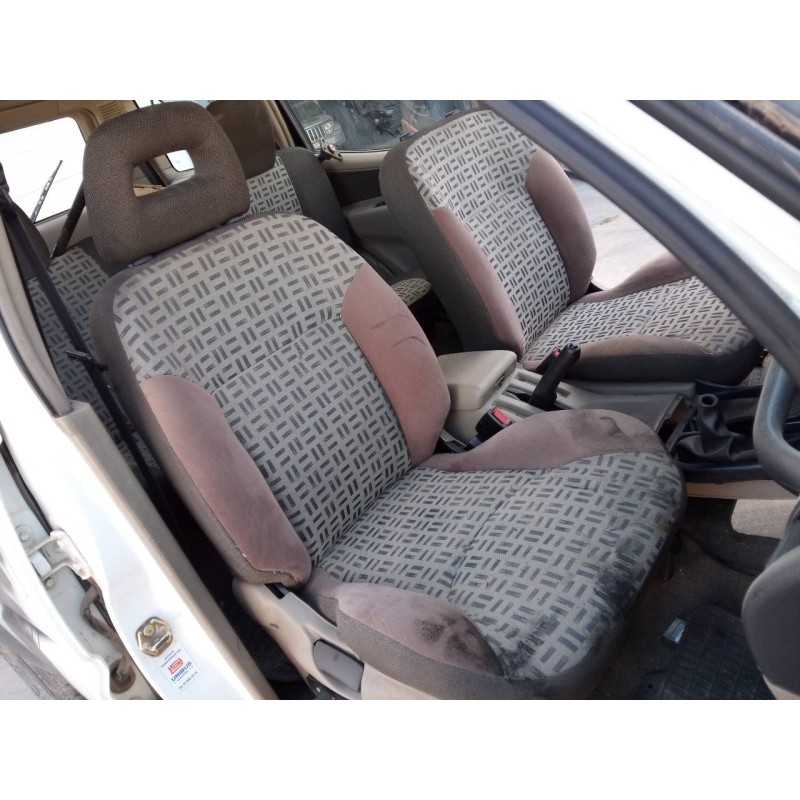 nissan terrano/terrano.ii (r20) del año 2004