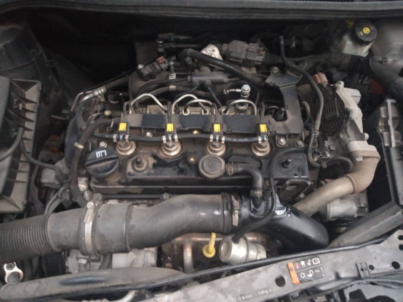 opel astra j lim. del año 2013