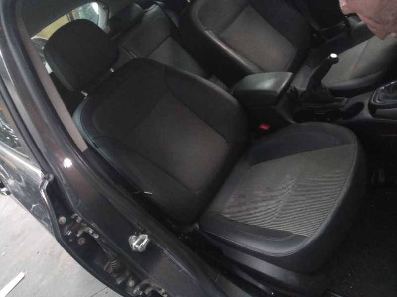 opel astra j lim. del año 2013