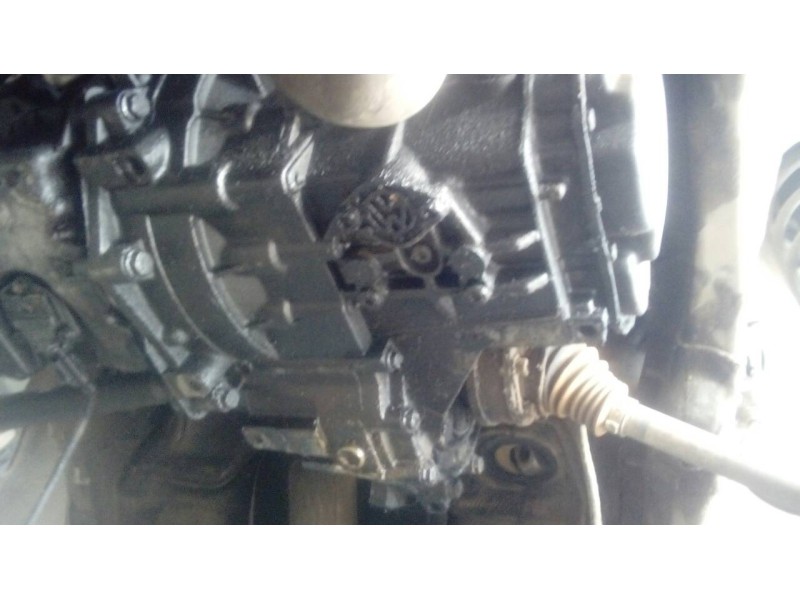 volkswagen golf v berlina (1k1) del año 2005