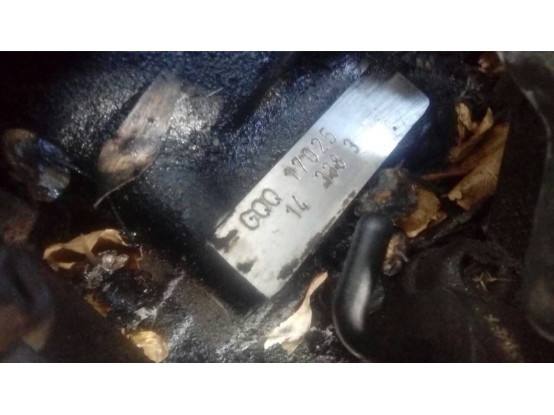 volkswagen golf v berlina (1k1) del año 2005