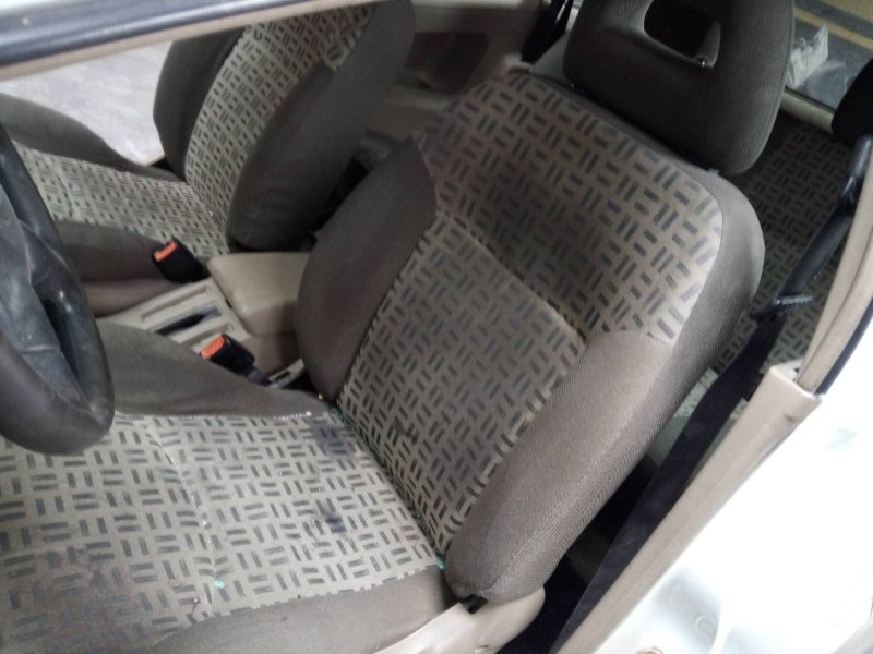 nissan terrano/terrano.ii (r20) del año 2002