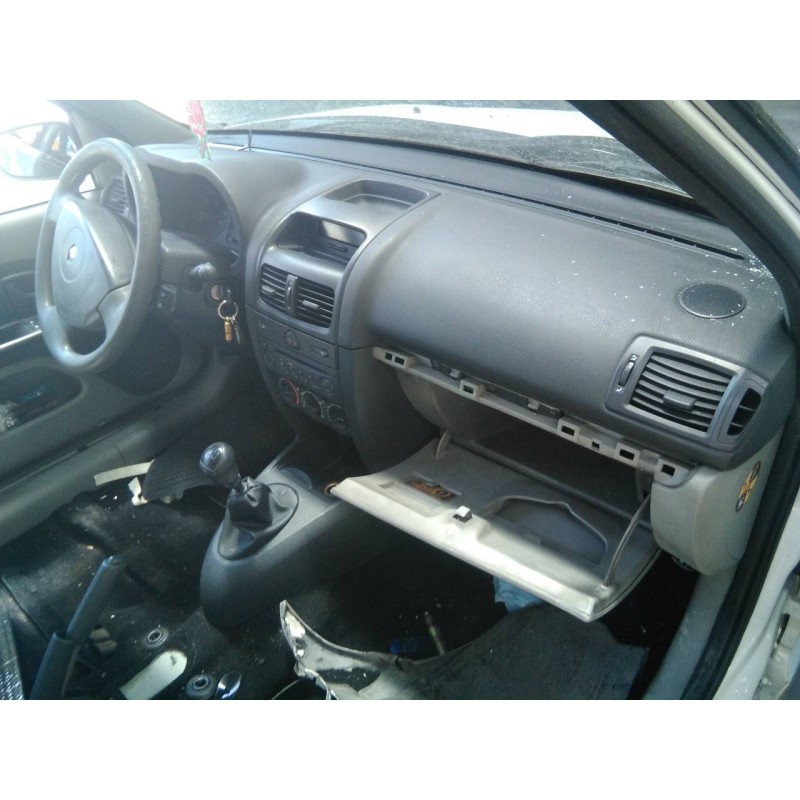 renault clio ii fase ii (b/cb0) del año 2003