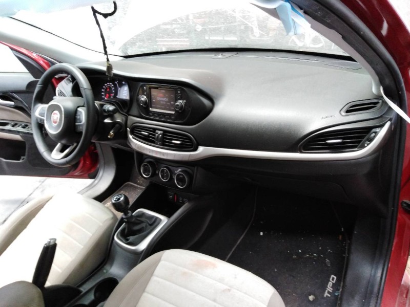 fiat tipo ii (356) sedan del año 2017