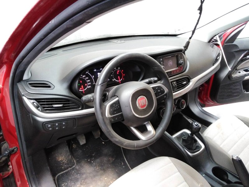 fiat tipo ii (356) sedan del año 2017