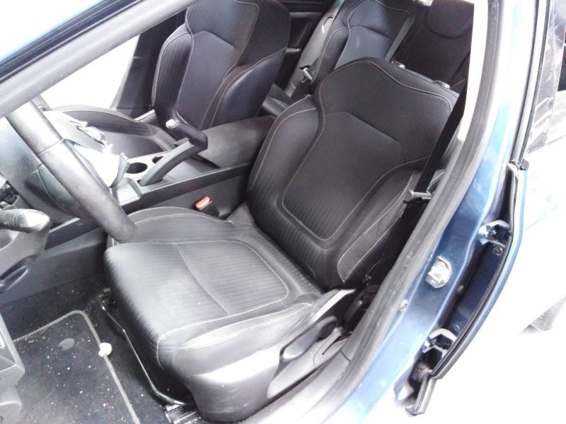 renault megane iv berlina 5p del año 2016