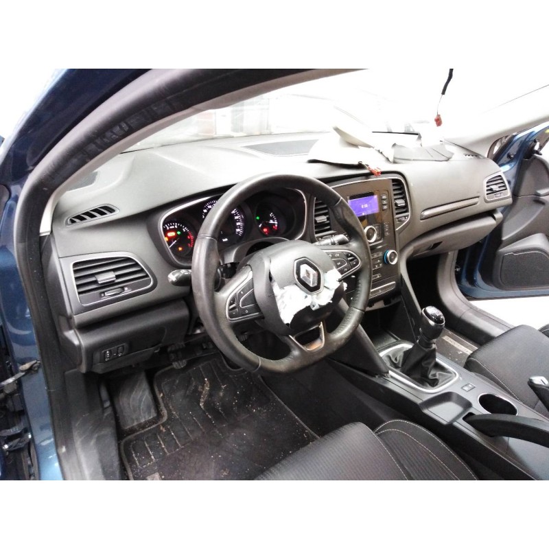 renault megane iv berlina 5p del año 2016