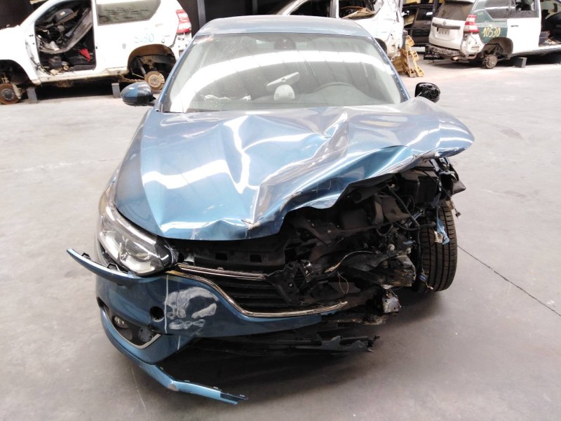 renault megane iv berlina 5p del año 2016