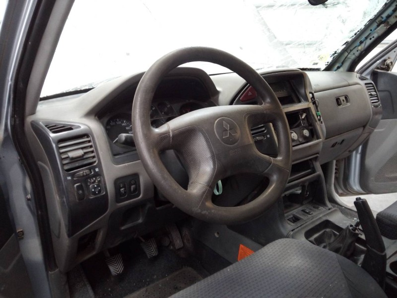 mitsubishi montero (v60/v70) del año 2006