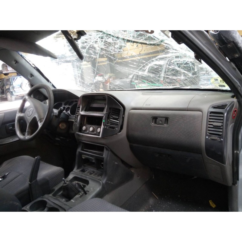 mitsubishi montero (v60/v70) del año 2006