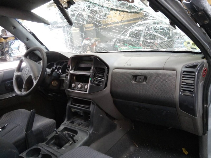 mitsubishi montero (v60/v70) del año 2006