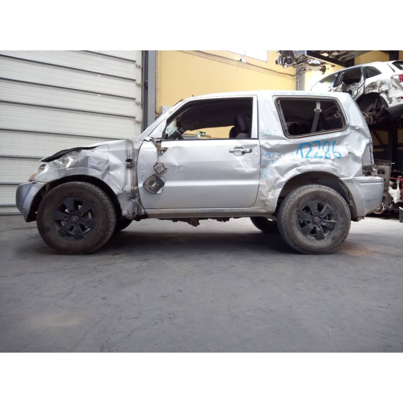 mitsubishi montero (v60/v70) del año 2006