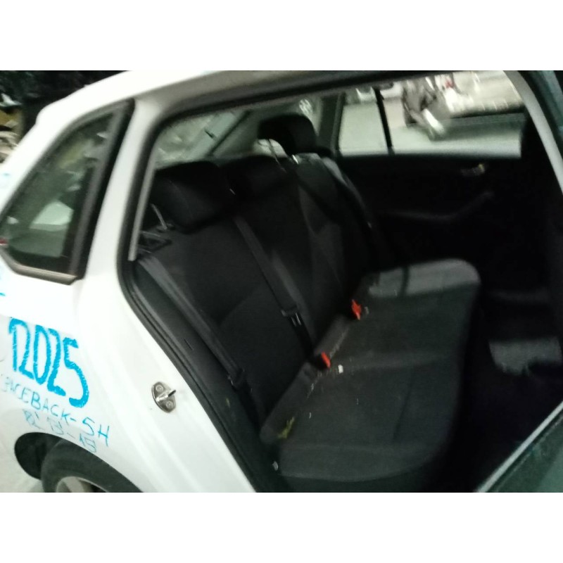 skoda spaceback (5h) del año 2015