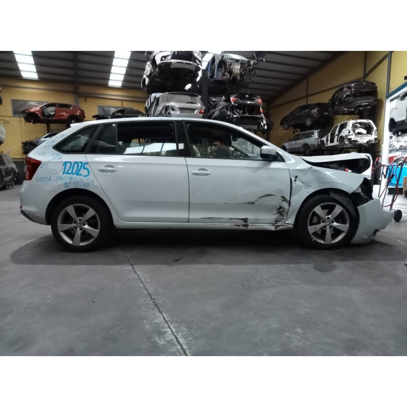 skoda spaceback (5h) del año 2015