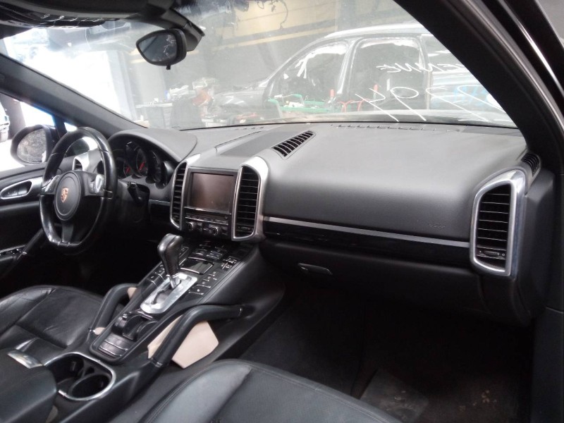 porsche cayenne (typ 92aa) del año 2013