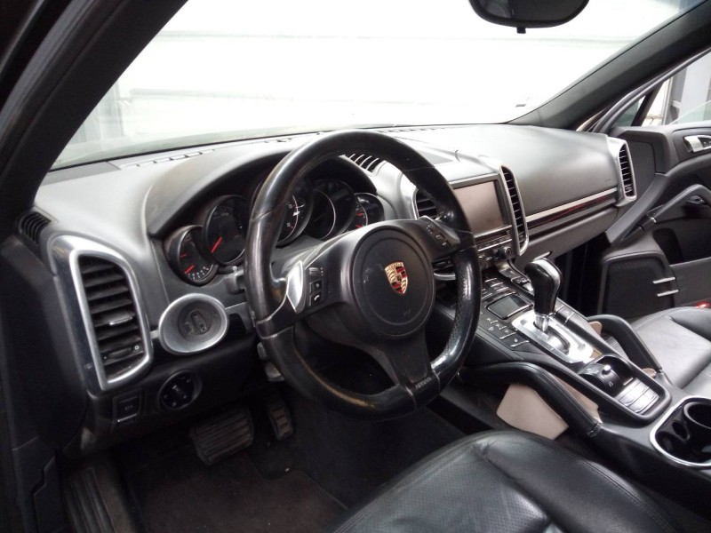 porsche cayenne (typ 92aa) del año 2013