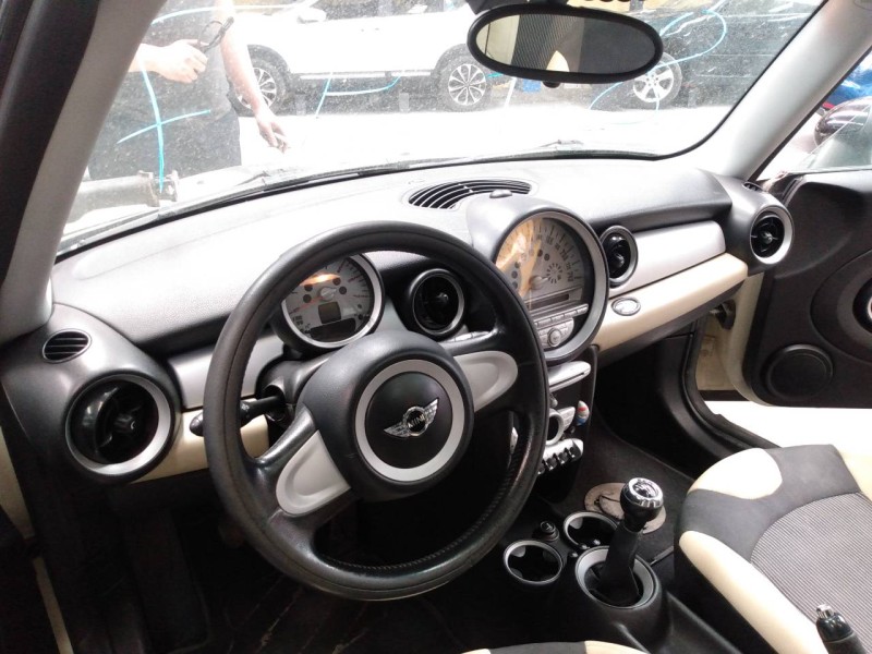 bmw mini (r56) del año 2007