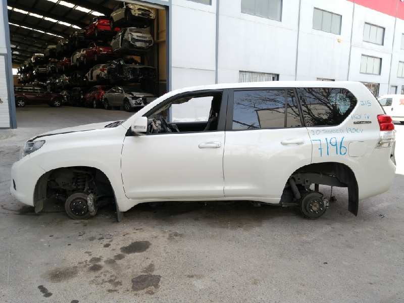 toyota land cruiser (j15) del año 2010