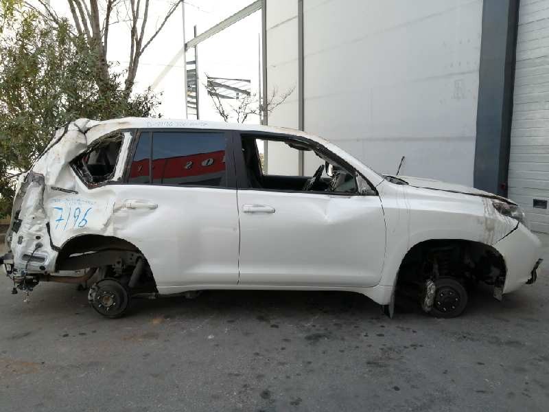 toyota land cruiser (j15) del año 2010