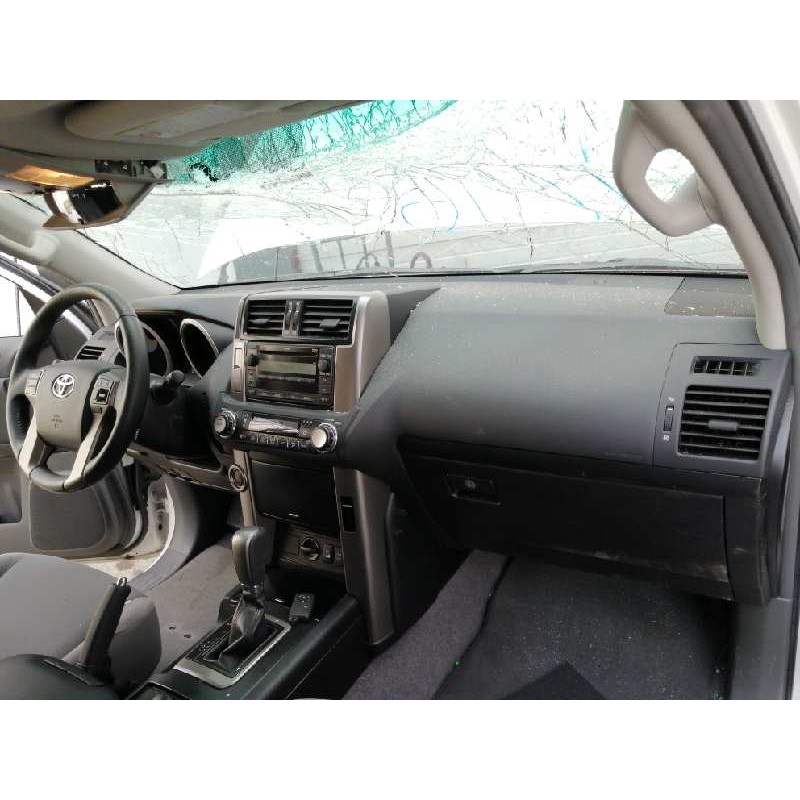 toyota land cruiser (j15) del año 2010