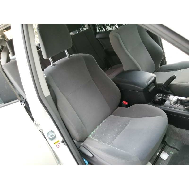 toyota land cruiser (j15) del año 2010