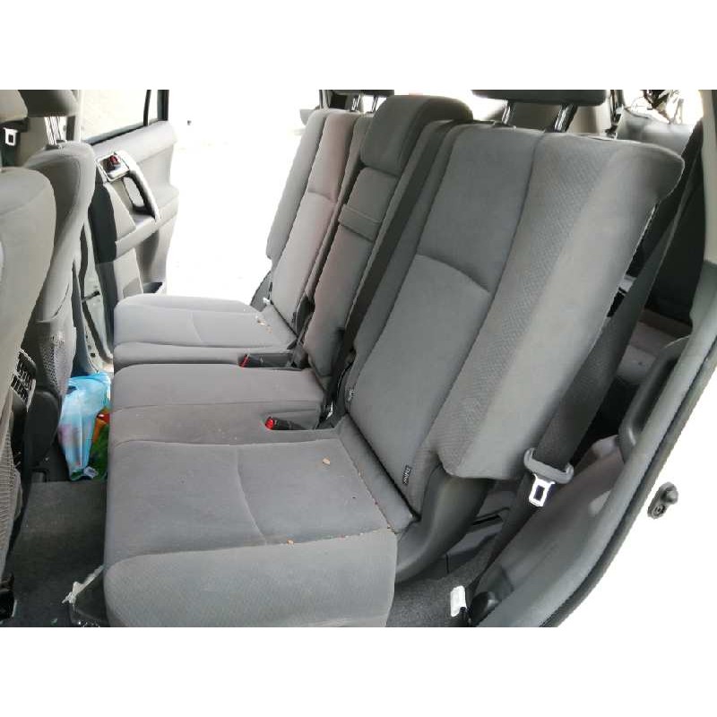 toyota land cruiser (j15) del año 2010