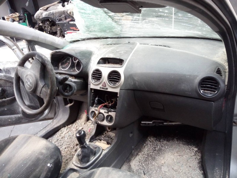 opel corsa d del año 2009