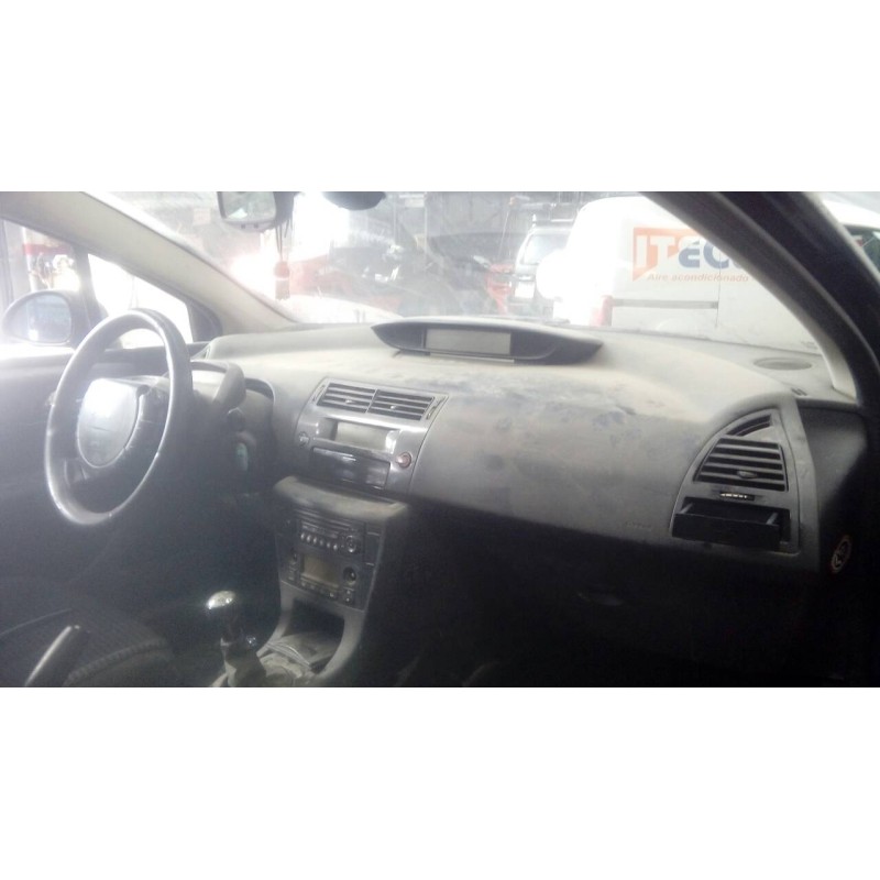 citroën c4 berlina del año 2005