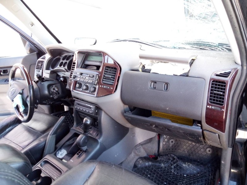 mitsubishi montero (v60/v70) del año 2000