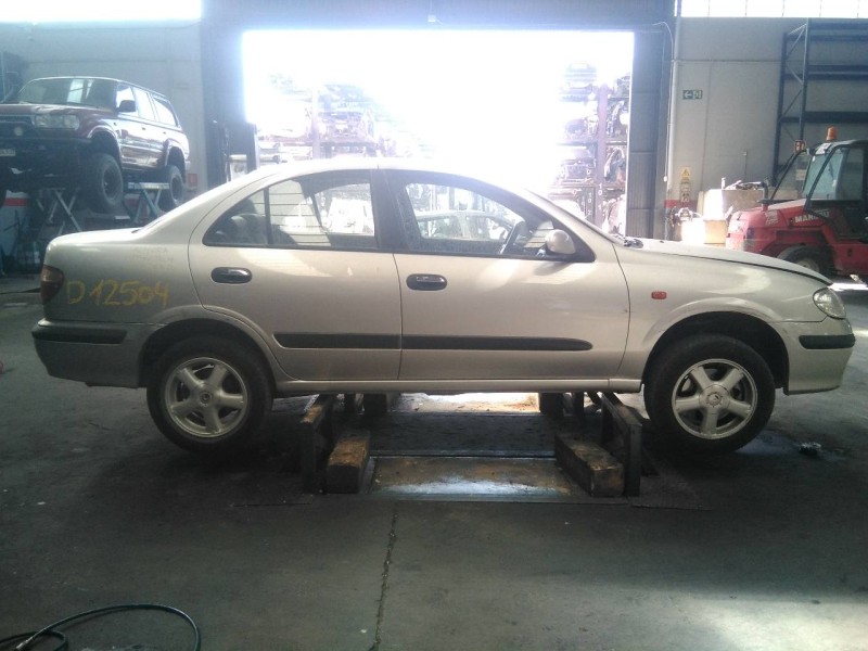 nissan almera (n16/e) del año 2001
