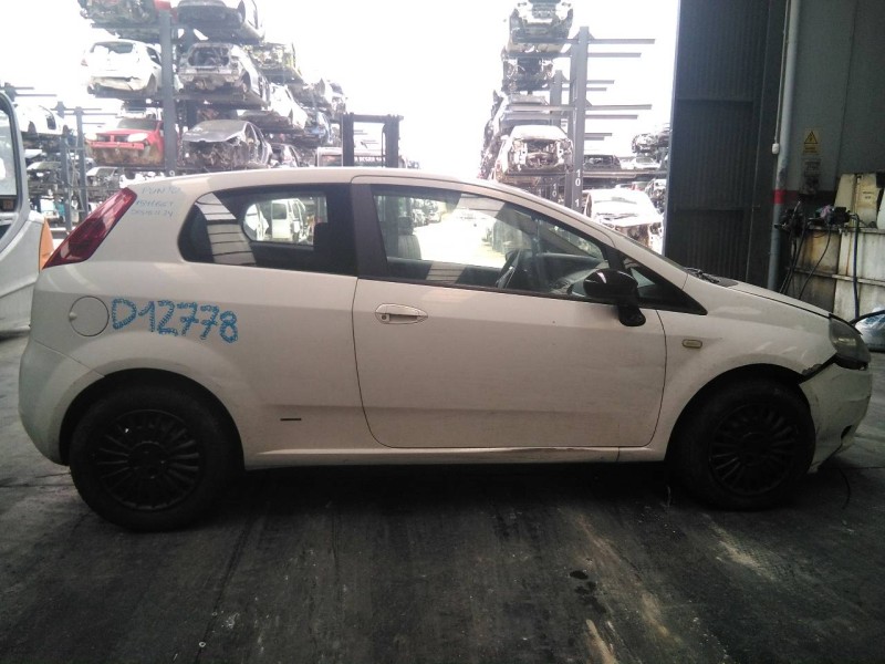 fiat punto berlina (188) del año 2008